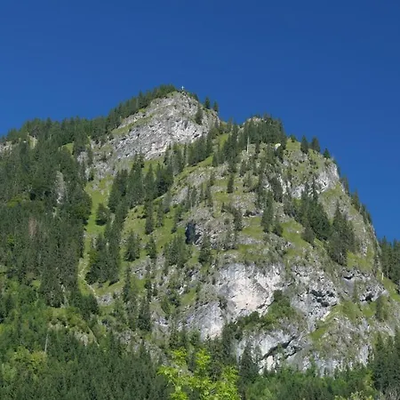 Am Hirschberg *