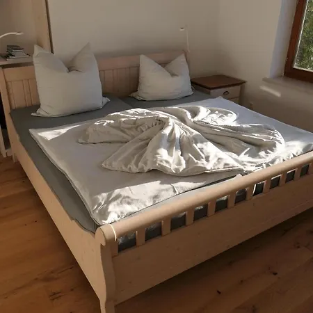 Am Hirschberg Apartment